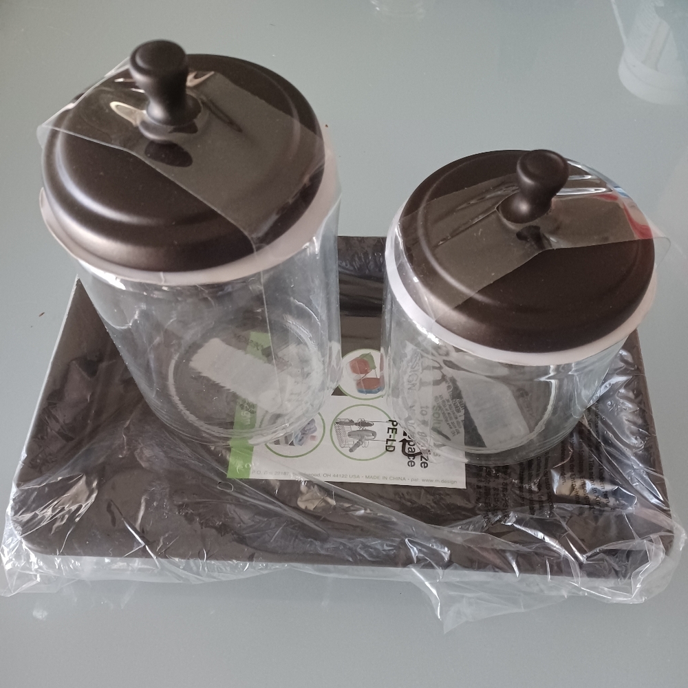Bathroom accessories Tray & Canisters